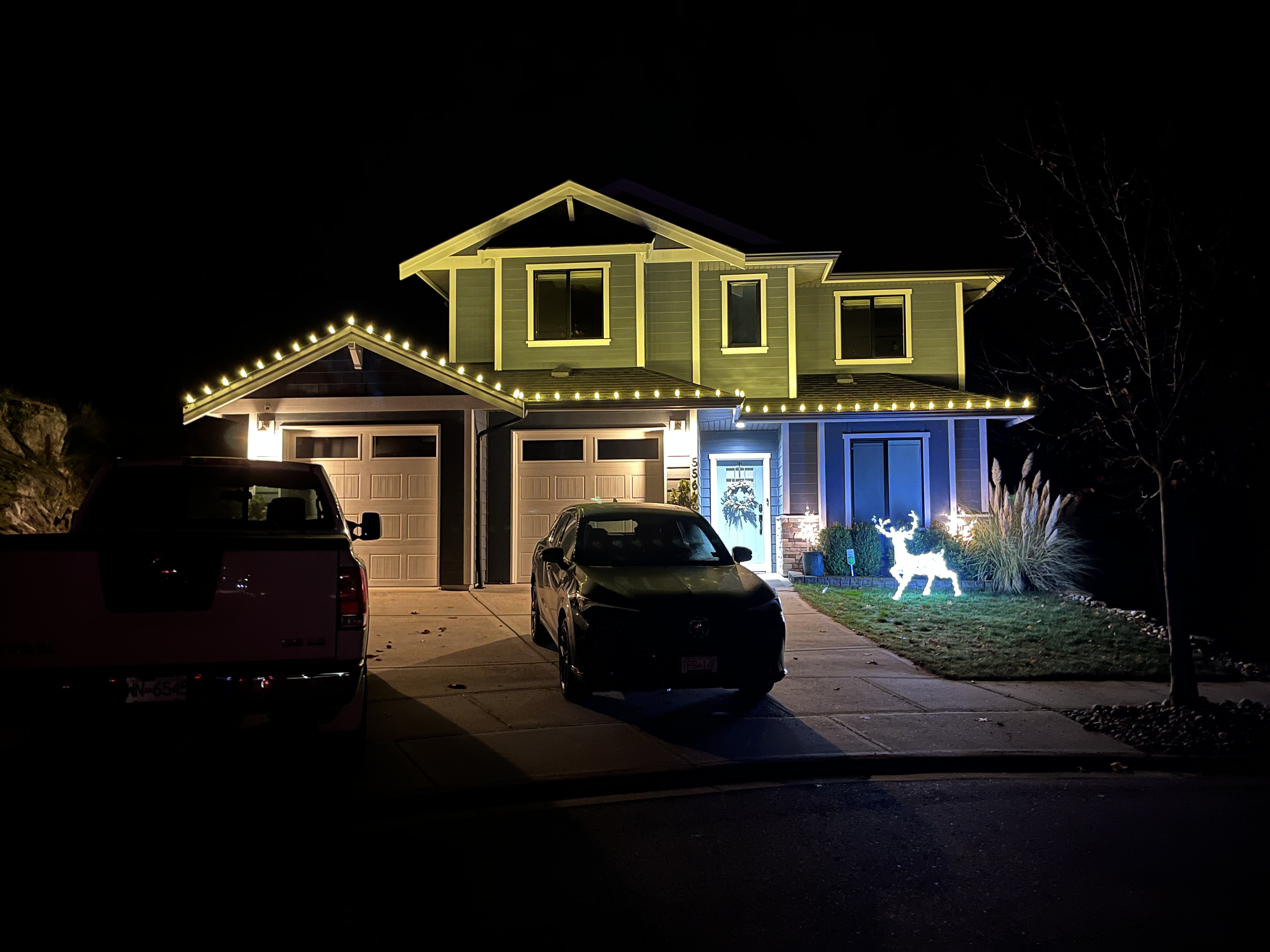 Warm white Christmas lights Sunshine Coast BC